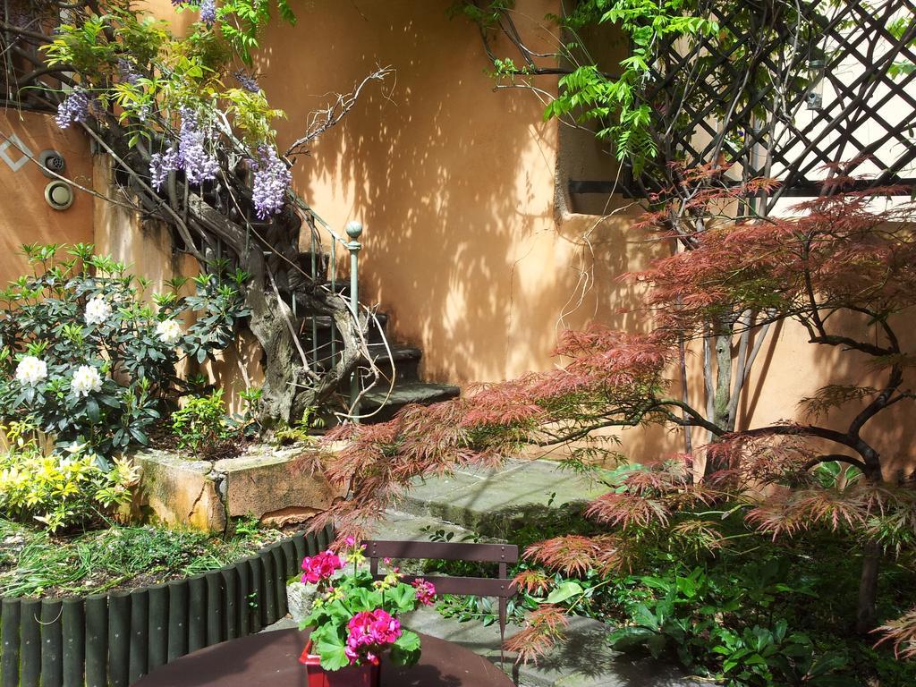 Chambres D'Hotes Le Petit Siam : Le Calme En Centre Ville แคลร์มงต์-แฟร์รองด์ ภายนอก รูปภาพ